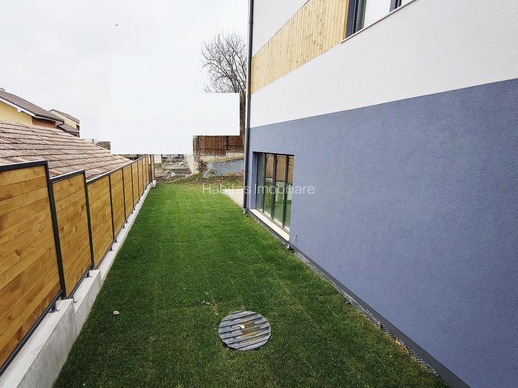 Casa cuplata, noua, intr-o zona de case- linistita,in Dambul Rotund - 34