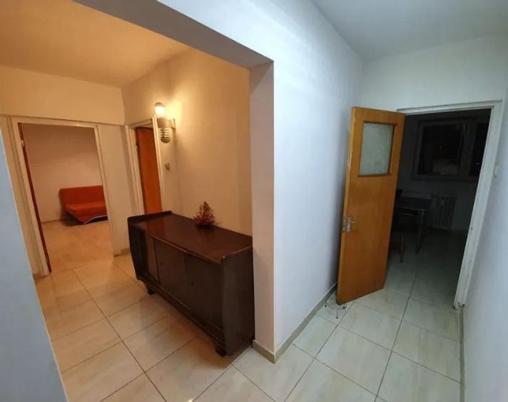 Dristor metrou,bl.reabilitat,et.8/10,DECOMANDAT,balcon inchis,mobilat,utilat