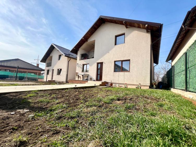 Vila individuala cu 6 camere de vanzare in Horpaz - Miroslava