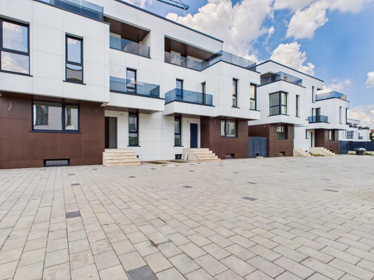 Vilă cu 6 camere | Suprafață utilă de 227 mp și terasă de 48 mp | Pipera