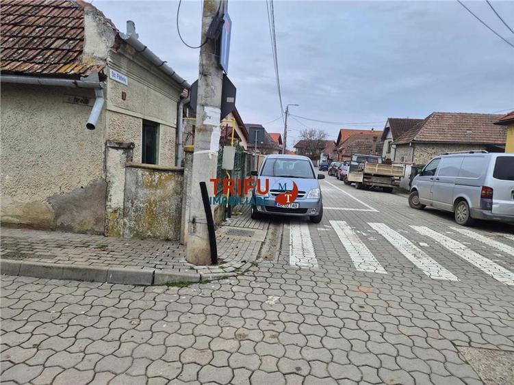 Casa in cartierul Barabant 1651mp teren, multiple posibilitati