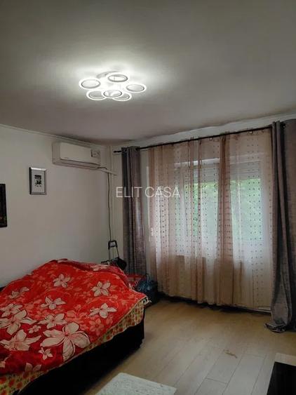 Apartament cu 2 camere decomandat, etajul 1/4, zona CUG - 3