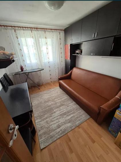 Apartament 4 camere confort 1, calarasilor Viziru