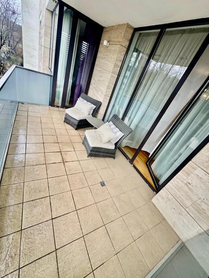 Apartament 3 camere + loc parcare subteran