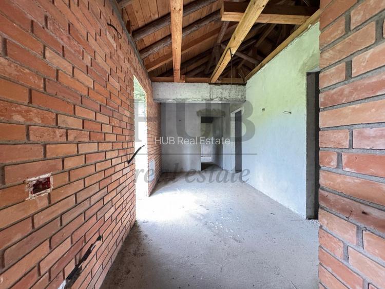 Casă cu teren de vânzare -Sascut - 13