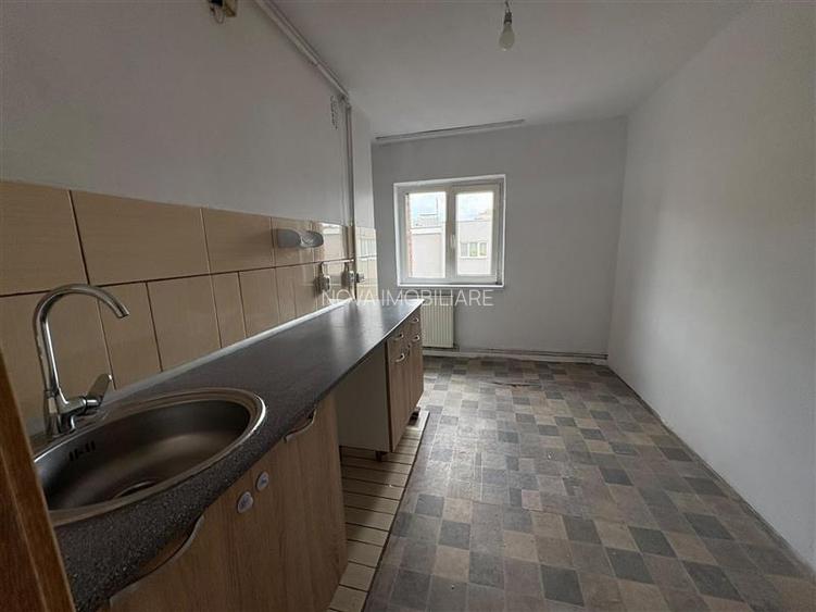 Apartament doua camere Centrul Civic - Zizinului - 6