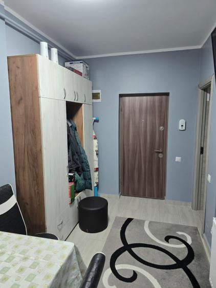 Apartament cu 1 camere si 2 parcari cu CF,zona Parc Poligon