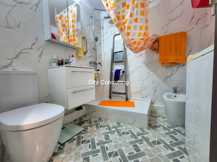 Vanzare apartament 2 camere Fizicienilor