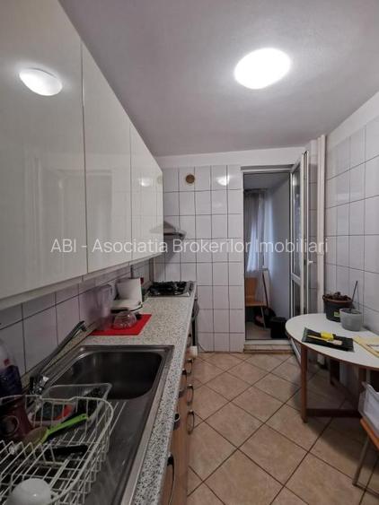Muncii Basarabia Ap 2 camere confort I - 18
