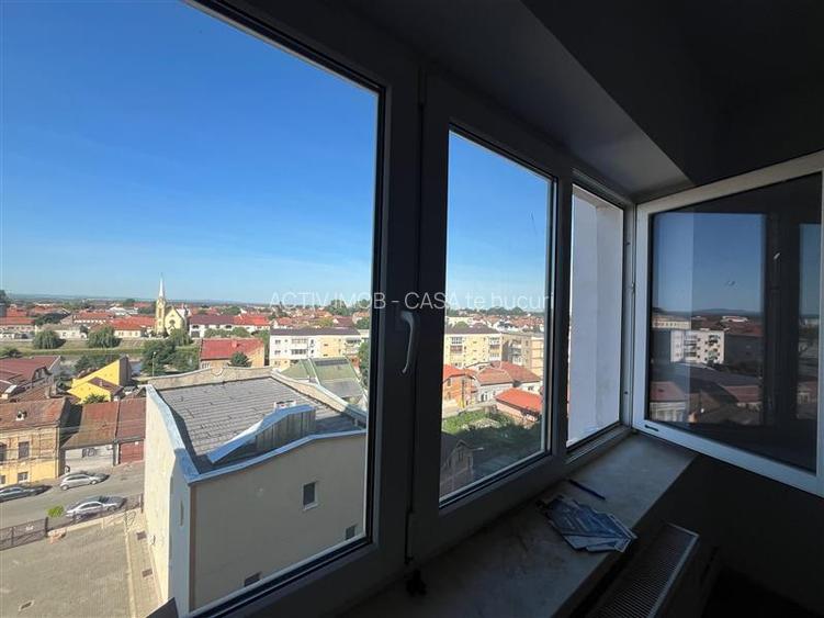 Lugoj, Apartament 3 Cam., 84 Mp., Semidecomandat, et.6, Central Blocul Postei - 22
