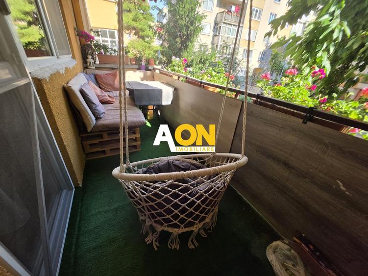 Apartament 2 Camere, Decomandat, Zona Cetate, Etaj 1