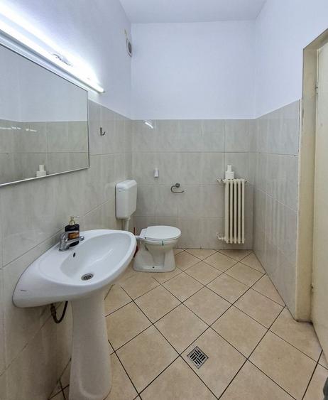 Transformă acest spațiu în sediul care îți reprezintă businessul.