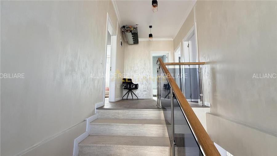 Casa individuala || 5 camere || 5 min fata de metrou - 9