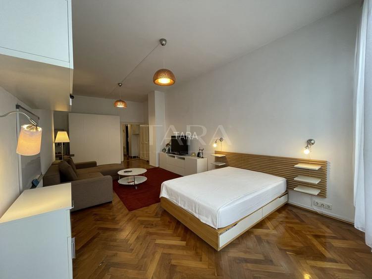 EXCLUSIVITATE. Apartament interbelic. Confort și eleganță. UMF - 7