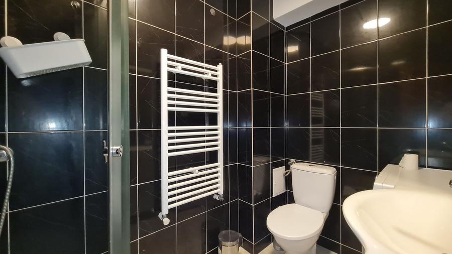 Garsoniere si apartamente de inchiriat- pretabil muncitori!