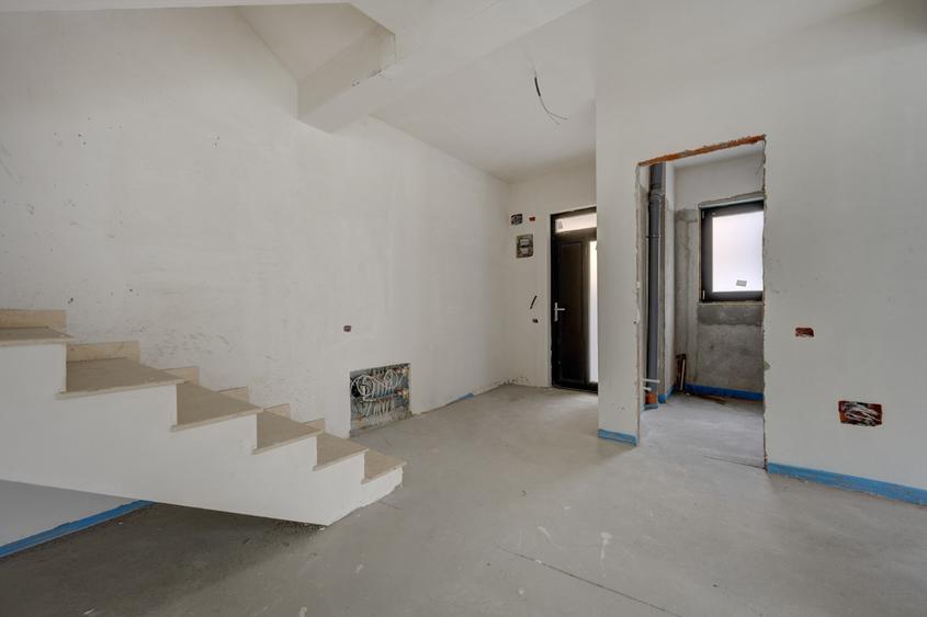 Casa se preda finisata - 4 bai - 3 dormitoare - curte - parcare - metrou Păcii