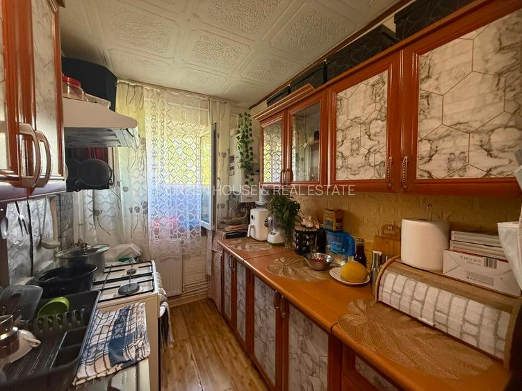 Apartament 3 camere-decomandat-bloc de caramida-zona Sc. Gen. Andrei Saguna - 6