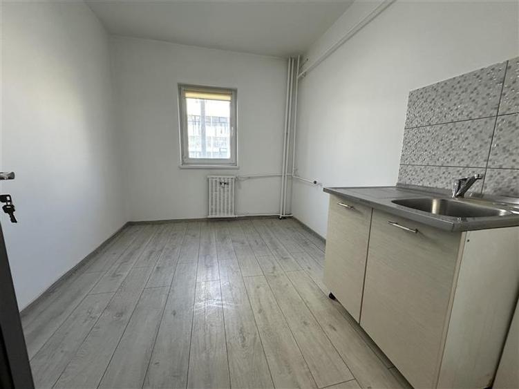 Spatiu birouri - Zona Orizont