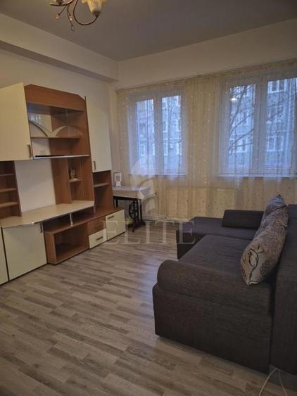 Apartament 2 camere în zona FACULTATII DE LITERE
