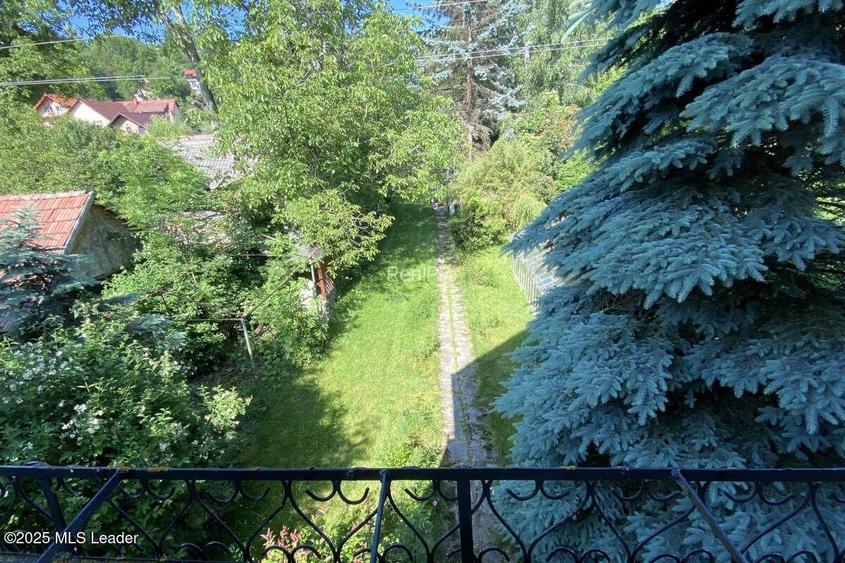 Bran - Casa pe strada Valea Portii, 223 mp, 4 dormitoare, teren 320 mp - 25