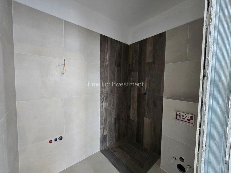 1/2 Duplex pe parter,predare la cheie  , 3 dormitoare, Zona Metro 2, Comision 0% - 11