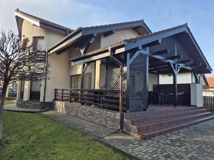Vand casa Sânpetru Brașov