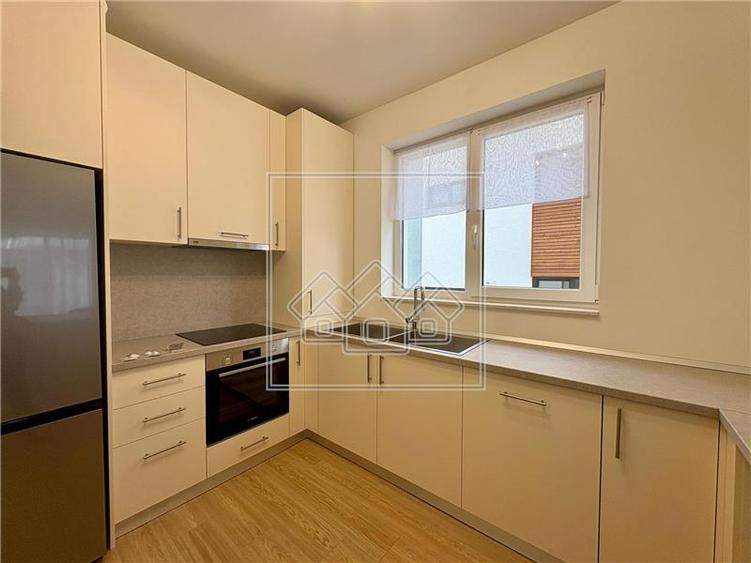 Apartament nou, complet mobilat si utilat, 2 camere, terasa