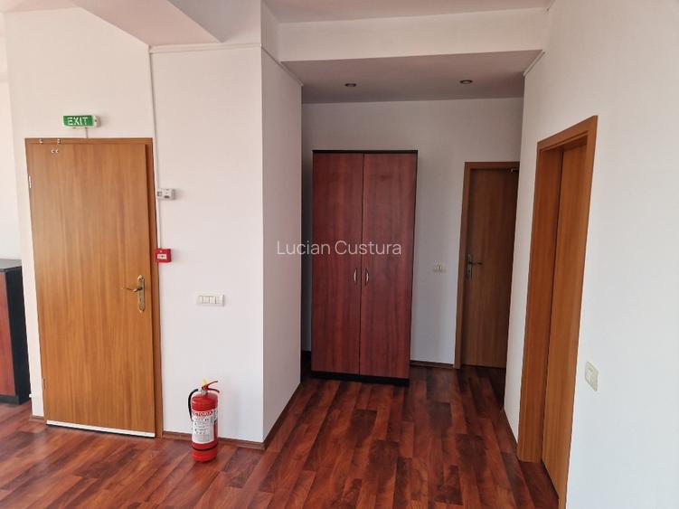 De închiriat spațiu 270 mp  - 13