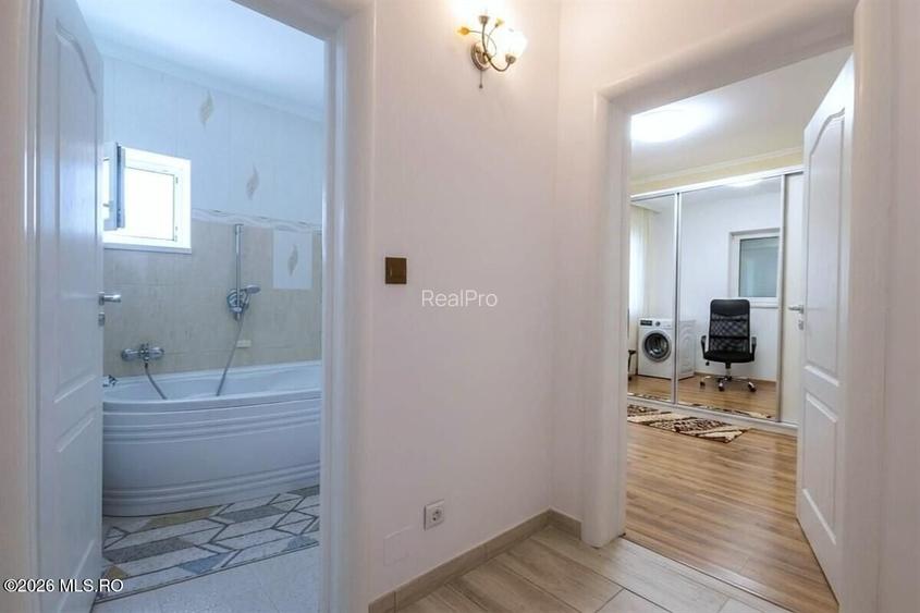 Techirghiol - Centru, casa tip duplex P+M, lot 293 mp si 154 mp utili! - 12
