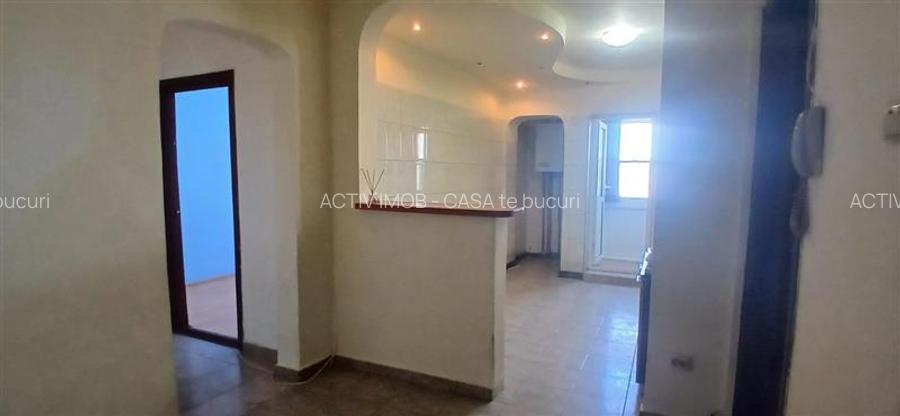Apartament de vanzare 3 camere Bulevardul Unirii Micro 6 - 3