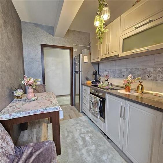 Inchiriere in Tudor bloc nou 2 camere modern, parcare proprie