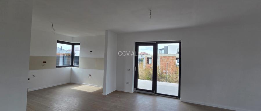 Casa in Sanpetru, constructie 2025, pe P+E, 5 camere, teren 500 mp!