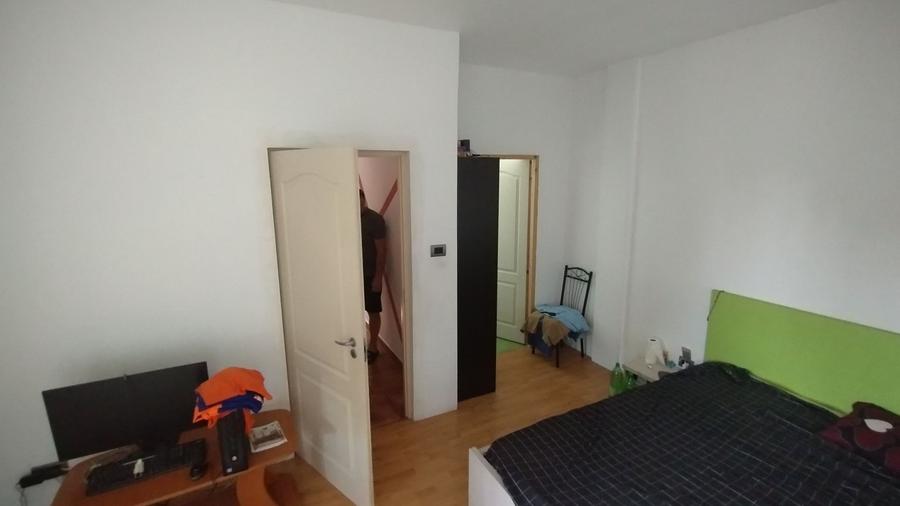 Casa Km 4-5 doua familii