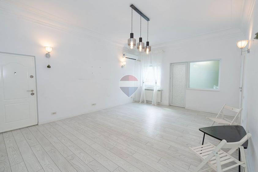 Apartament de vanzare 137 mp, zona centrala, curte proprie