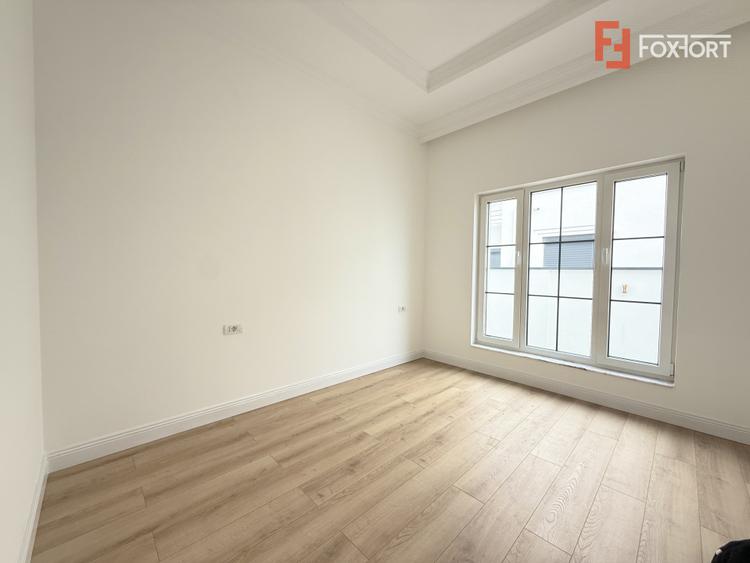 Duplex cu 4 camere si teren de 354 mp de vanzare in Sacalaz