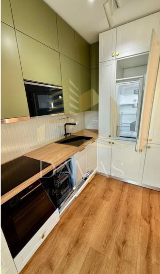 Apartament 2 camere semidecomandat |LUX|+Parcare sub.inclusă |Rozelor Residence|