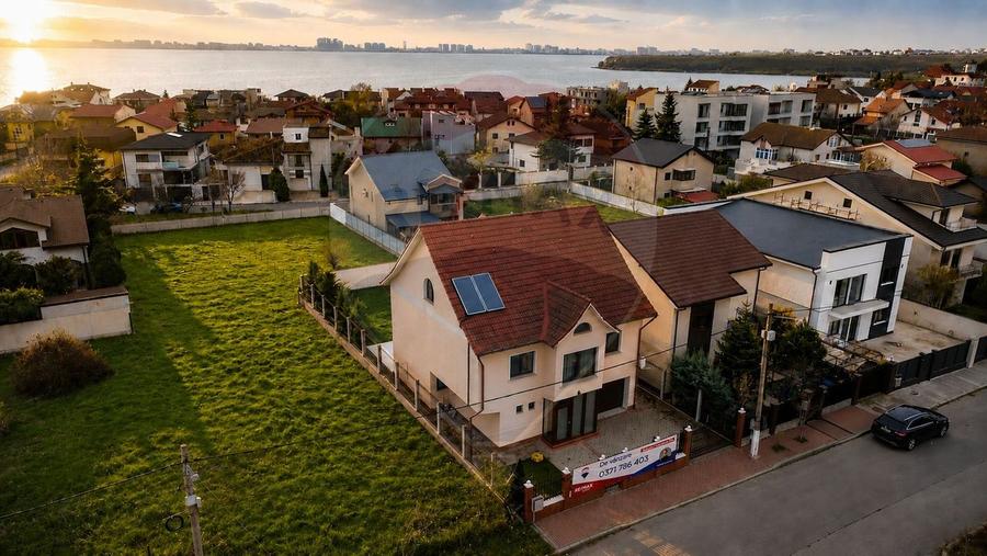 Casa / Vila cu 7 camere de vanzare in Ovidiu Sud Constanta
