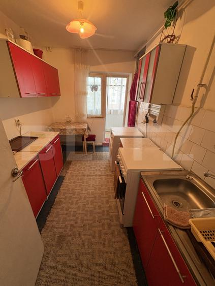 Apartament 2 camere, decomandat, etaj 2 - STEFAN CEL MARE