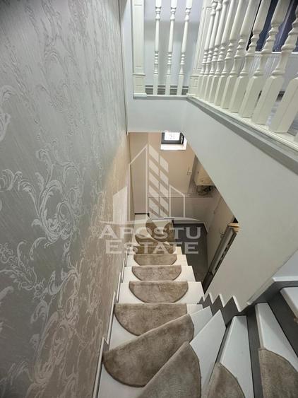 Casa individuala cu 4 camere,2 bai,mobilata,Calea Lipovei