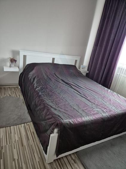 Apartament 3 camere 65 mp utili bucatarie inchisa pivnita Vasile Aaron