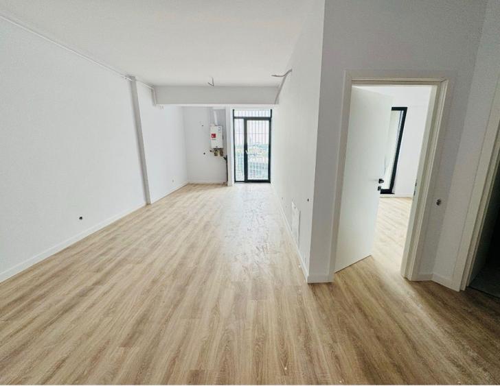 Apartament 2 camere finisat, parcare subterana, zona Vivo