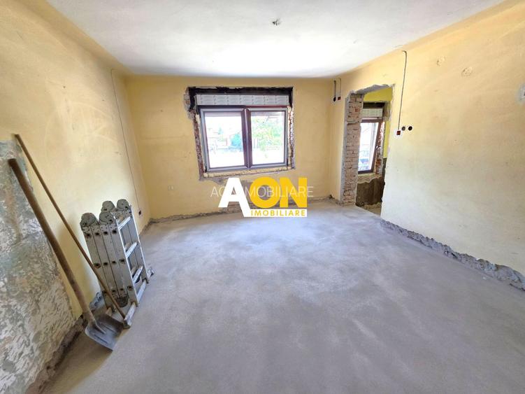 Casă semifinisată, 4 camere, 350 mp teren, la asfalt, zona Centru - 11