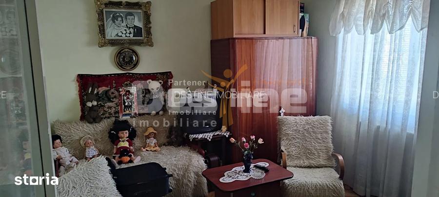 Apartament semidecomandat, 2 camere, etaj intermediar