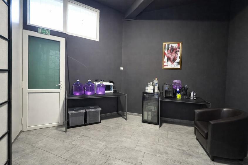 Faleza Nord, spatiu comercial din constructie 190 mp. , 5 camere, curte