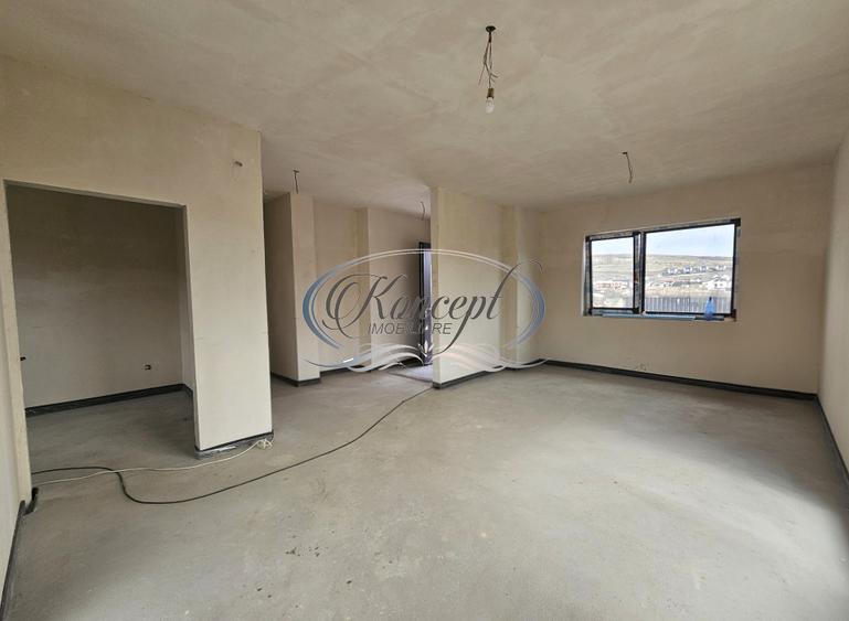 Casa eficienta energetic, noua, cu pod mansardabil generos