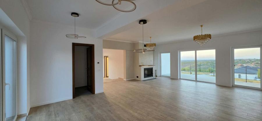 Casă individuală de vânzare | Dealurile Oradiei – Str. Antonio Vivaldi- CV0442