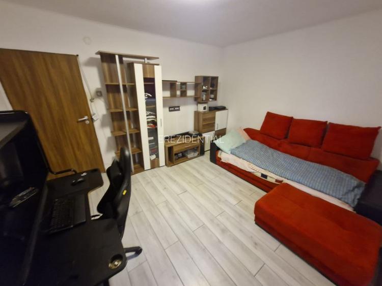 Apartament - 3 camere - Decomandat - Mall Vitan - 5