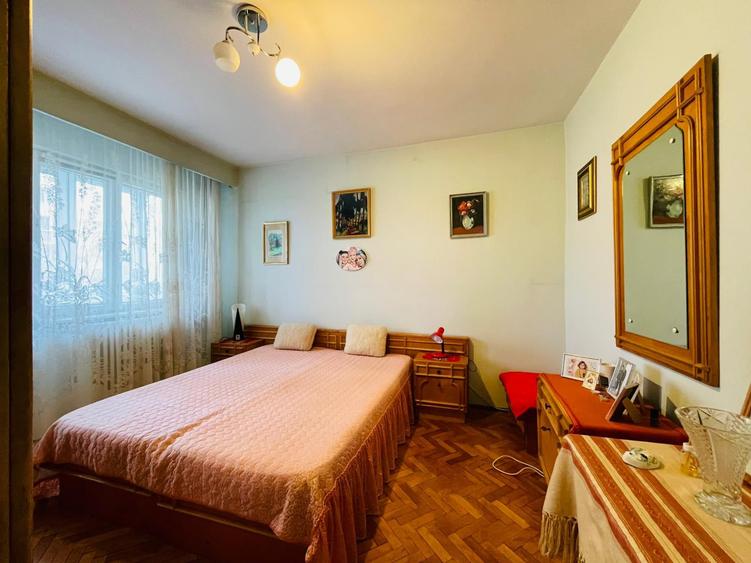 Apartament 3 camere | decomandat | etaj 3 | Mănăștur