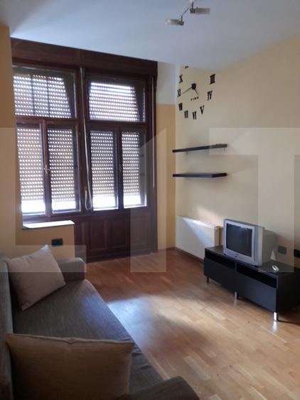 Oportunitate unică! Apartament cu 2 camere lângă Piața Unirii – Clădire istorică