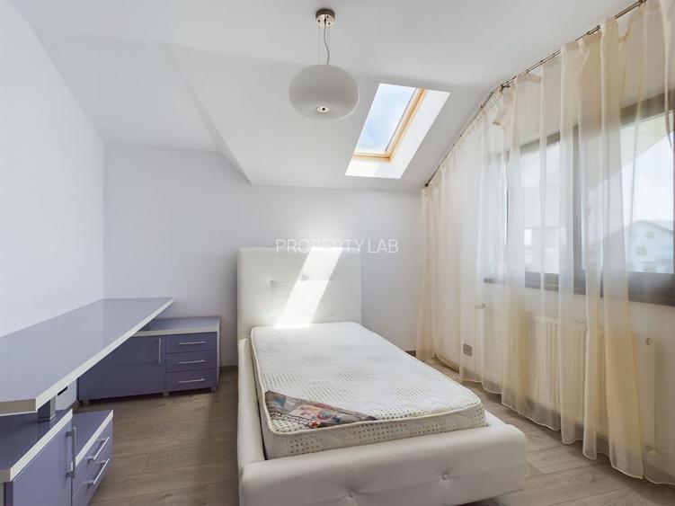 Vilă modernă cu 5 camere în Curtici - 12